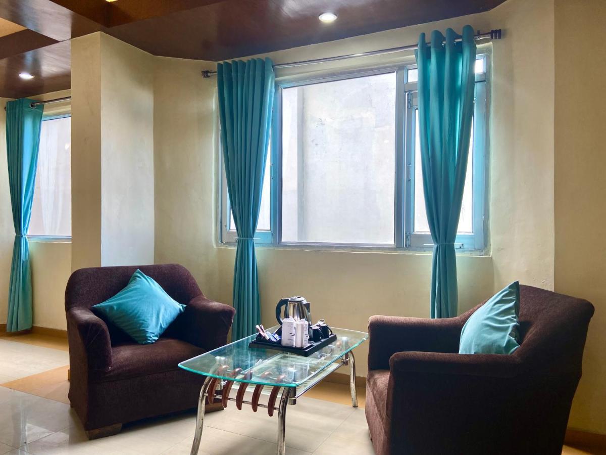 Riversun Hotel Mall Road Mussoorie Buitenkant foto