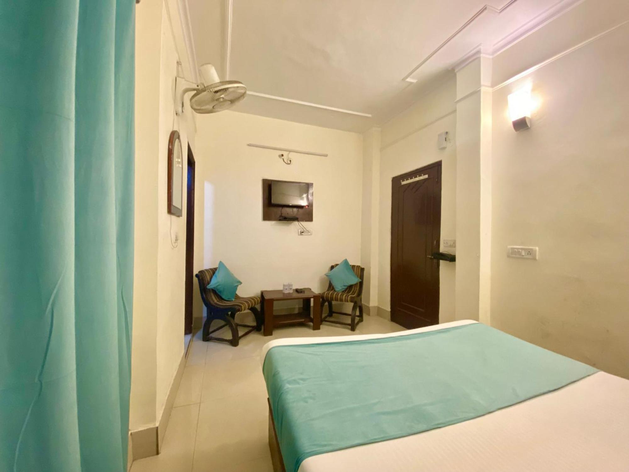 Riversun Hotel Mall Road Mussoorie Buitenkant foto